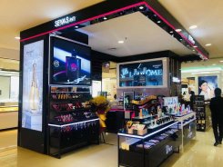 黑龍江伊春新瑪特購物商場(chǎng)，圣悅詩國際新店開業(yè)